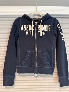 Abercrombie & Fitch Navy Full-Zip Logo Hoodie - size S